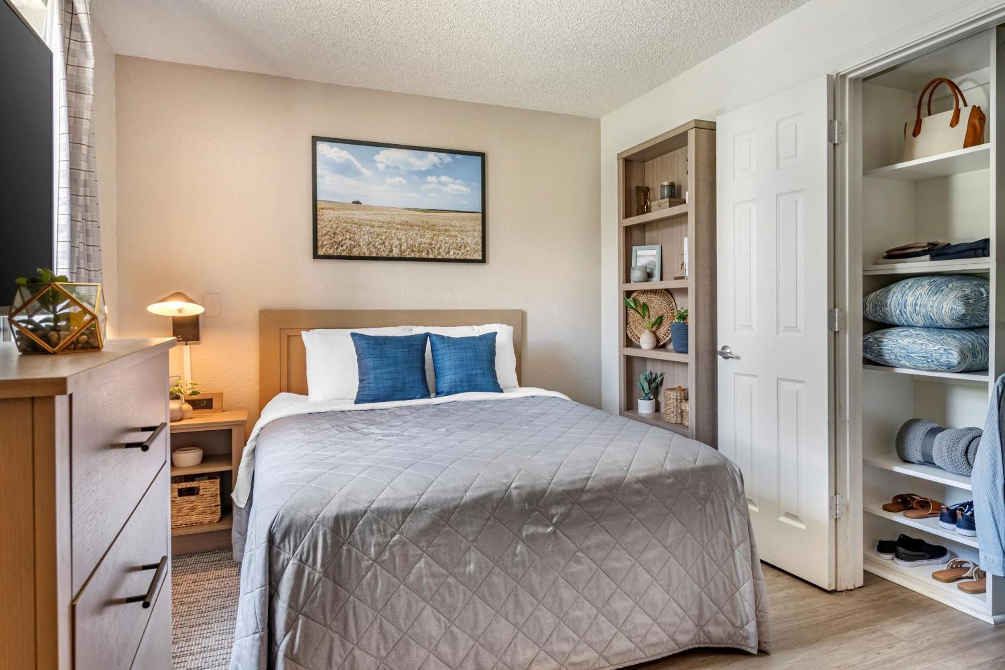Intown Suites Extended Stay Marietta Ga - Town Center ケネソー エクステリア 写真