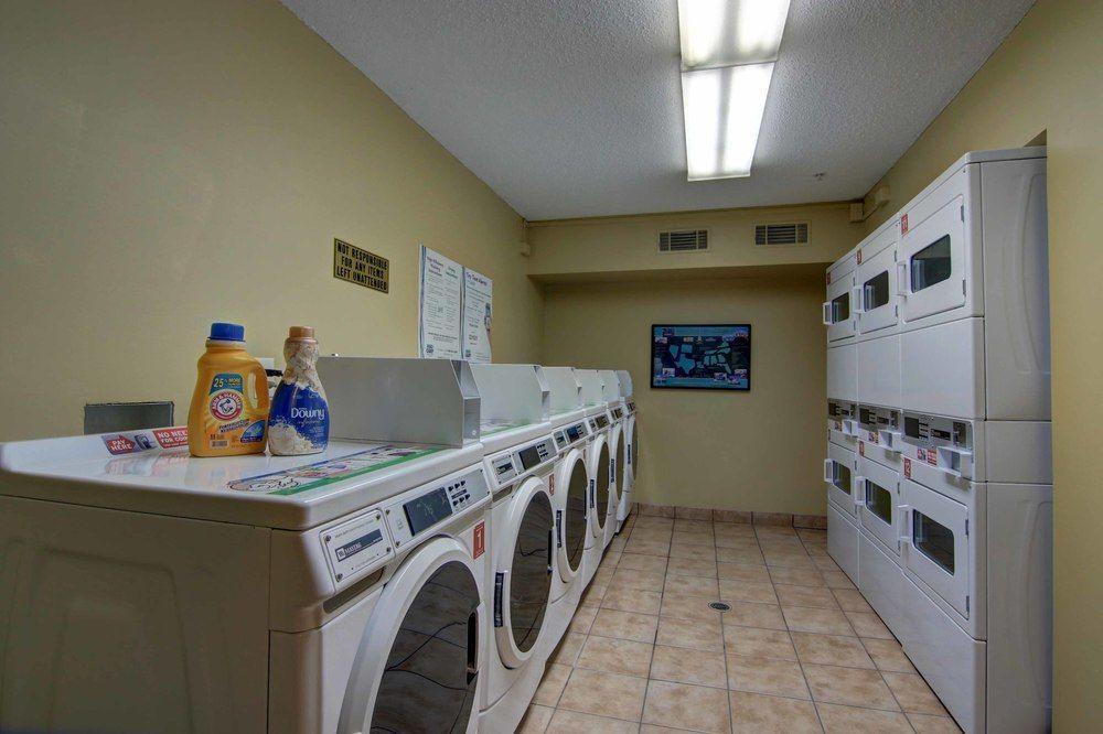 Intown Suites Extended Stay Marietta Ga - Town Center ケネソー エクステリア 写真
