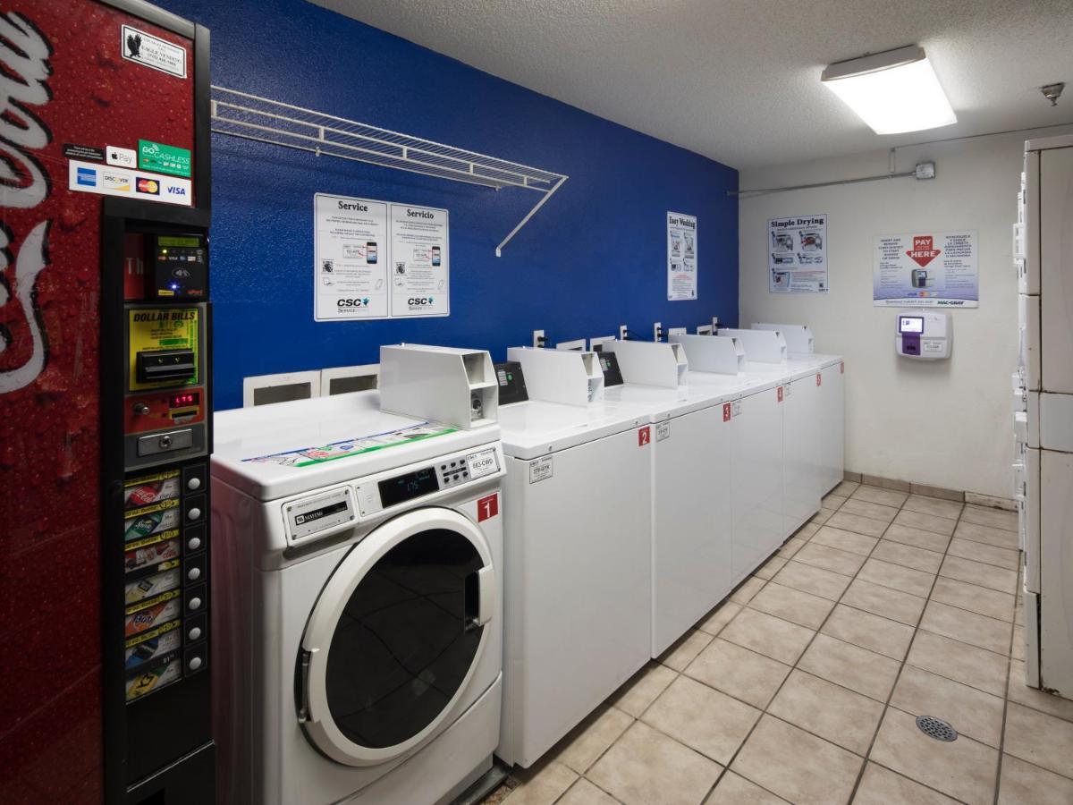 Intown Suites Extended Stay Marietta Ga - Town Center ケネソー エクステリア 写真
